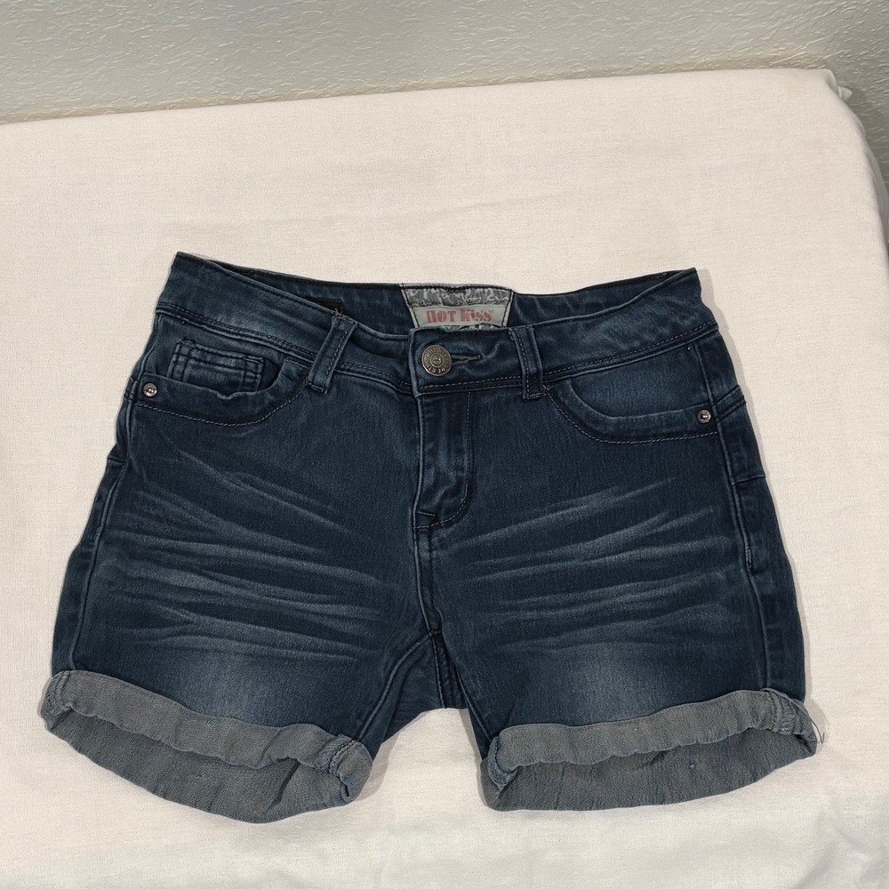 Hot Kiss Size 2 Get The Lift Denim Cuffed Shorts